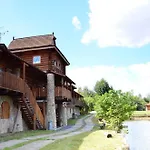 Svet Úžice